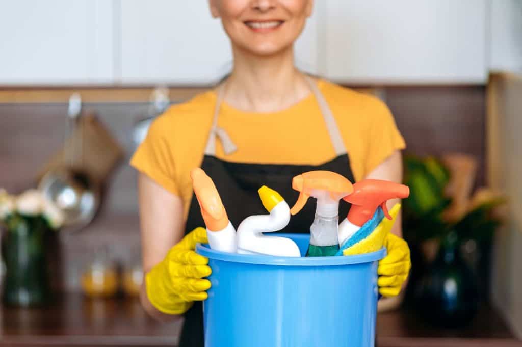 how to find a cleaning service